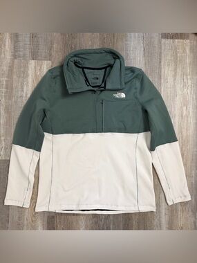 The North Face Women’s Half Zip Up Pullover—size XL *NEW w/o tags*